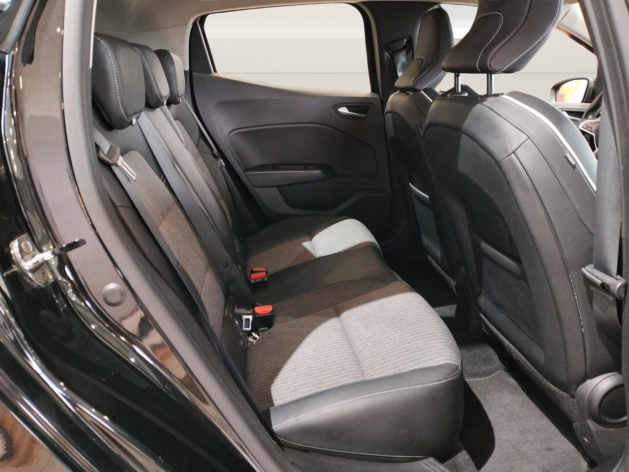 Renault Clio 1.0 tce Zen 100cv *NEOPATENTATI*