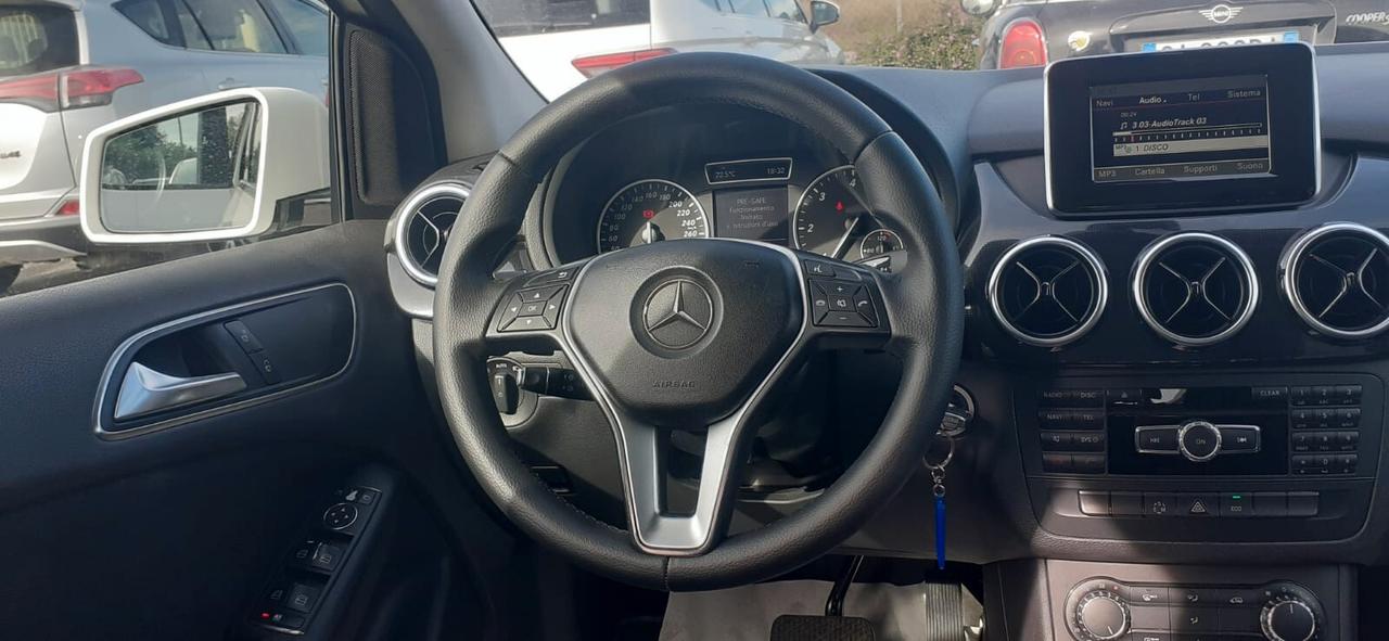 Mercedes-benz B 180 2013 - 1.8CDI Automatic Lb automobili