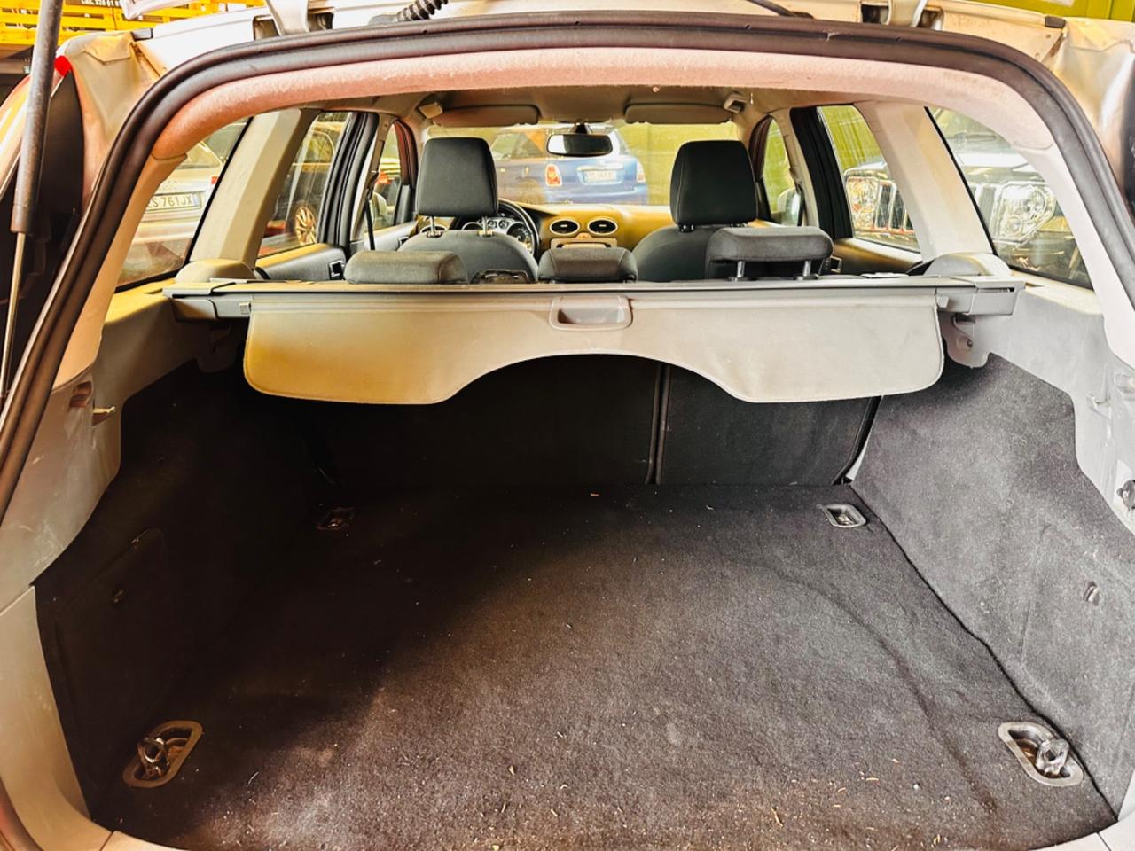 Ford Focus 1.6 TDCi Titanium Ok Neopatentati