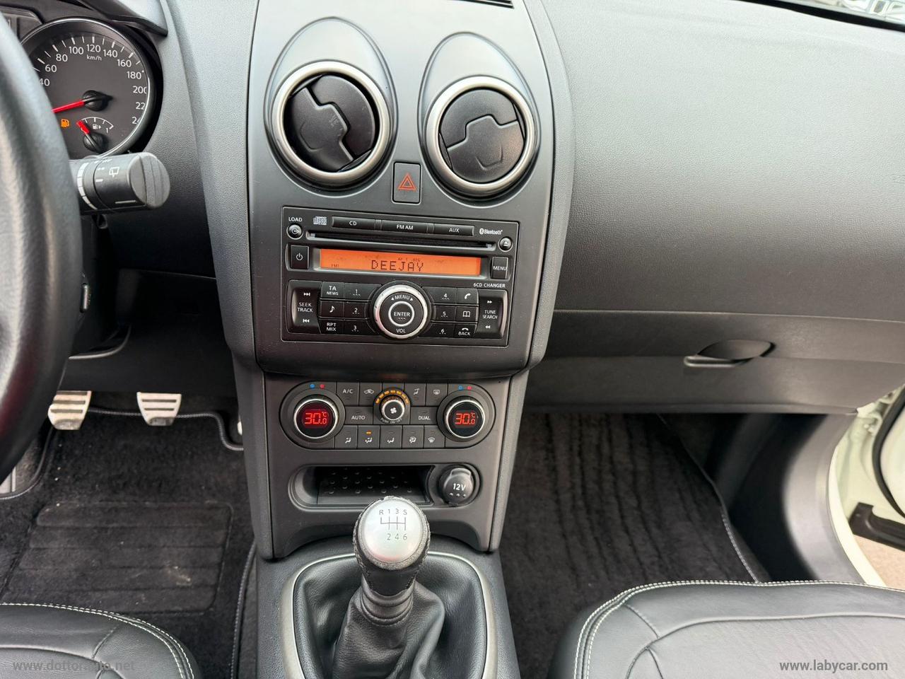 NISSAN Qashqai 1.6 dCi Tekna 4WD