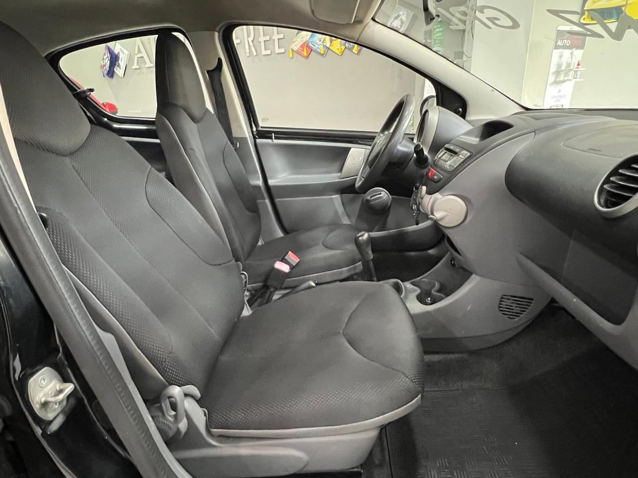 Toyota Aygo 1.0 12V VVT-i 5 porte