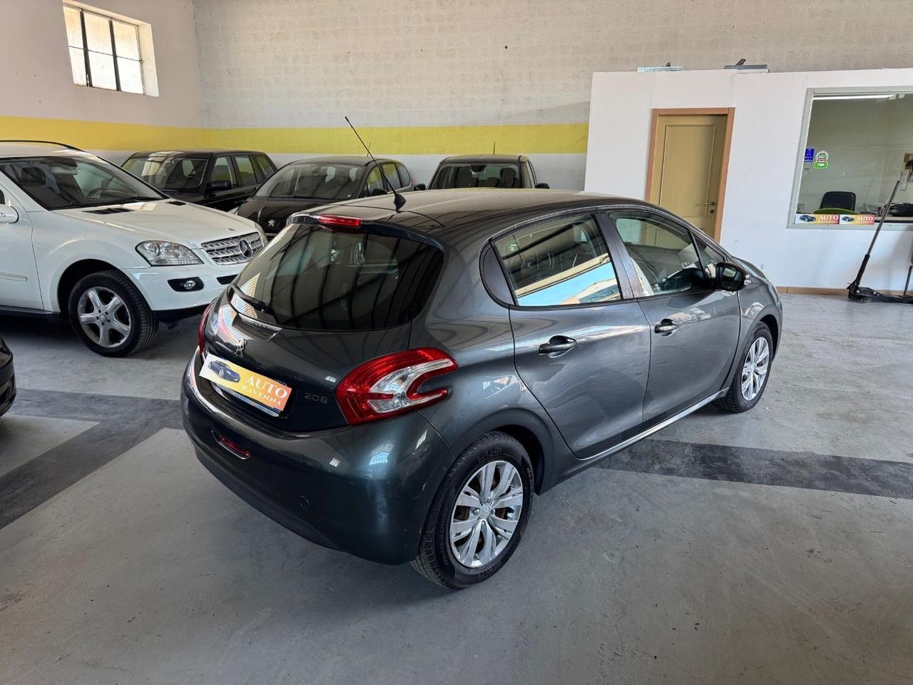 Peugeot 208 1.2 GPL 82CV 2013 Neopatentato