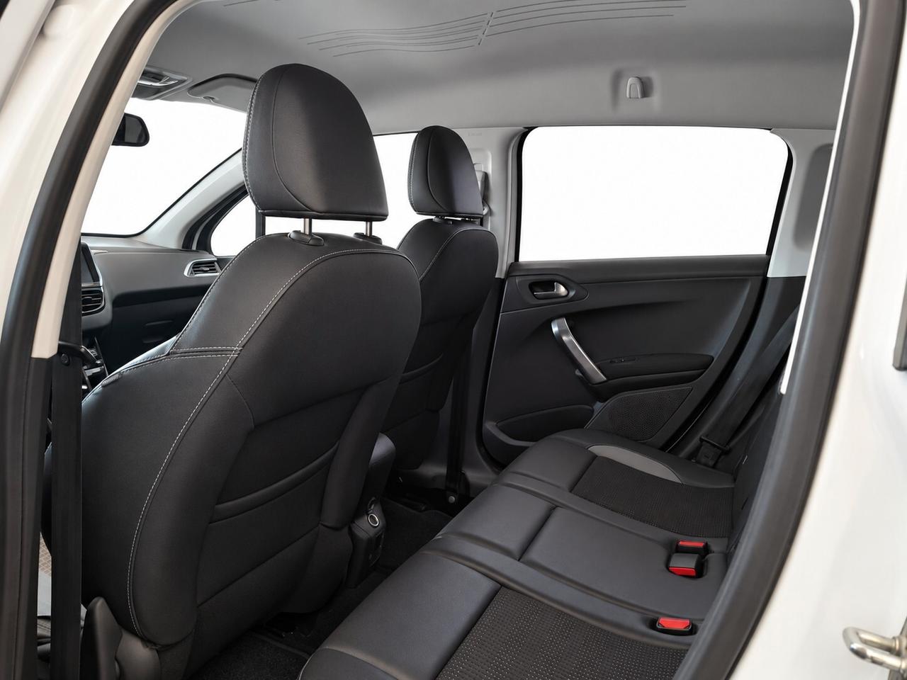 Peugeot 2008 BlueHDi 100 Allure