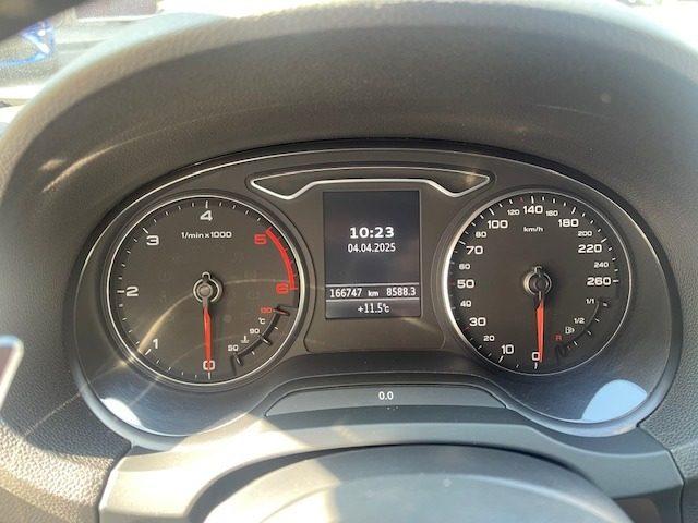 AUDI A3 SPB 2.0 TDI S tronic Attraction