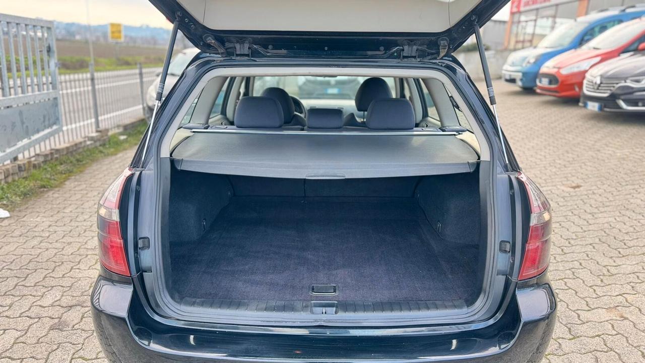 Subaru Legacy 2.0D 16V Station Wagon 2009