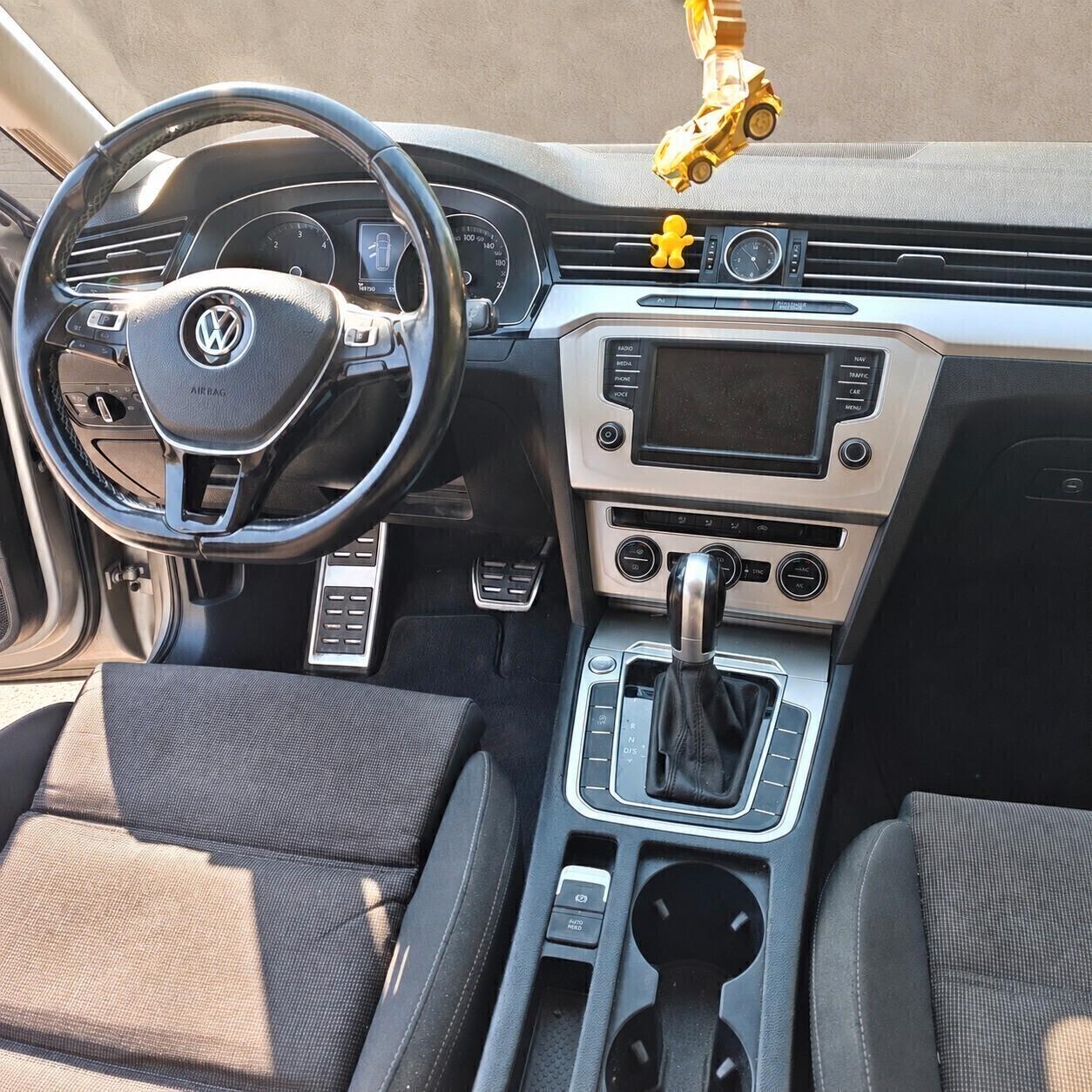 Volkswagen Passat Variant 2.0 TDI 150 CV DSG