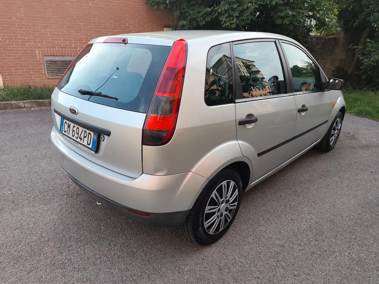 Ford Fiesta 1.2 Benz 5p 1° proprietario