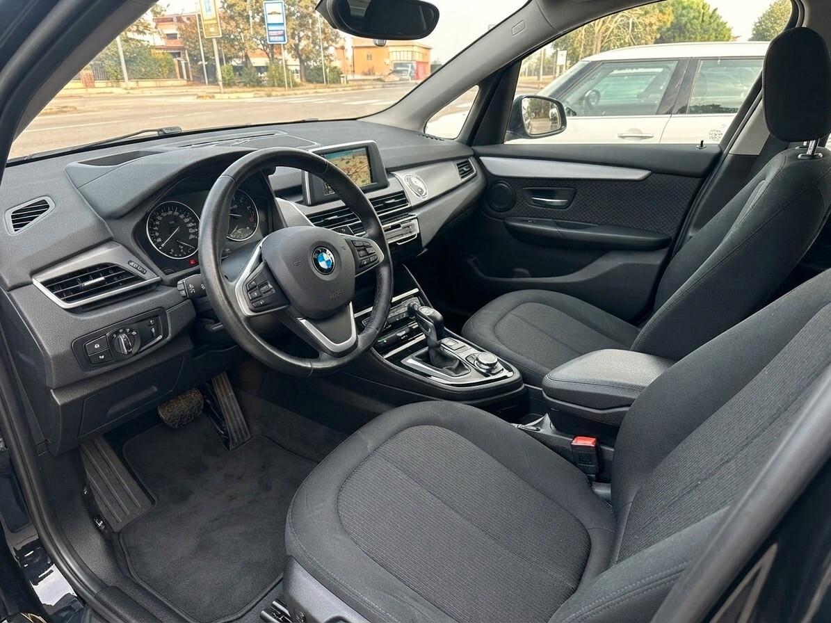 Bmw 2er Active Tourer 216d Advantage