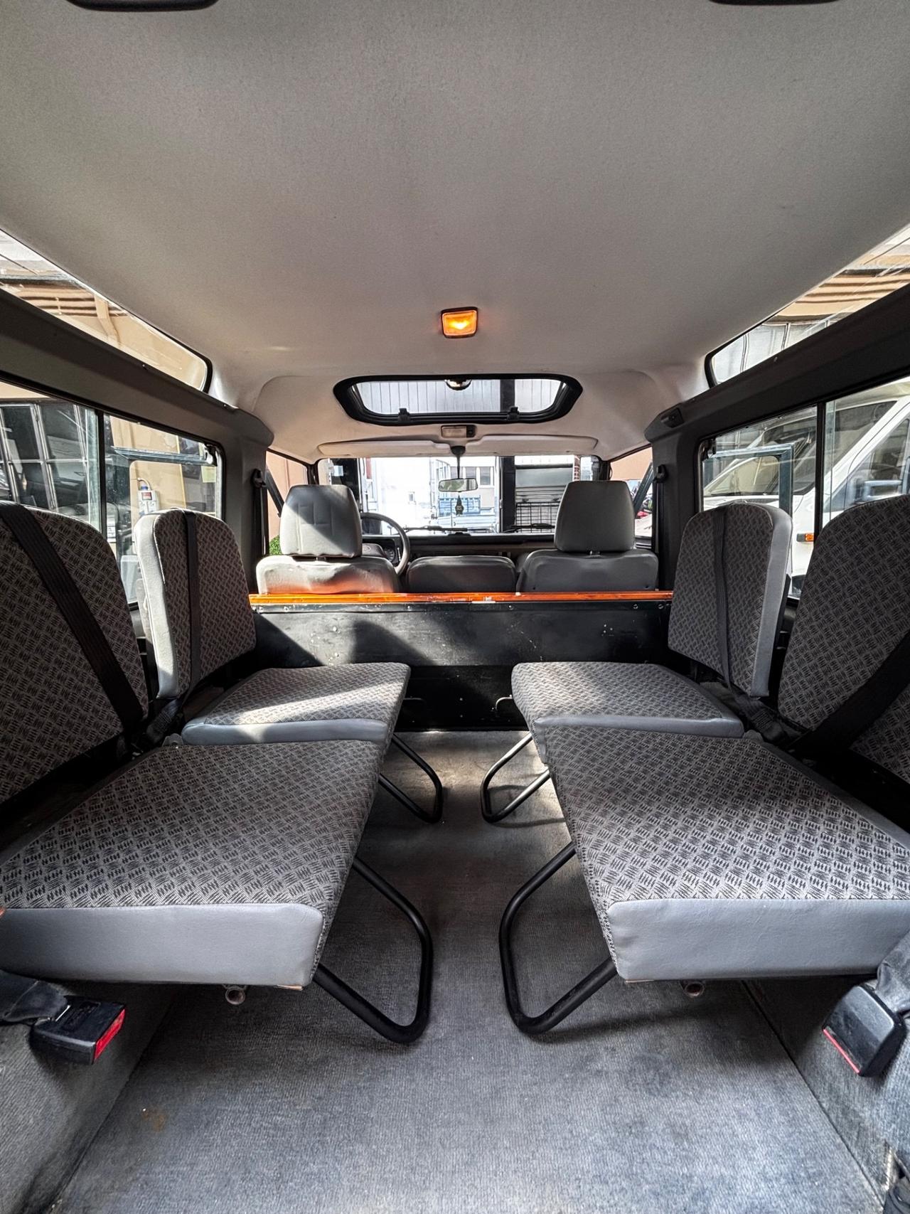 Land Rover Defender 90 2.5 Td5
