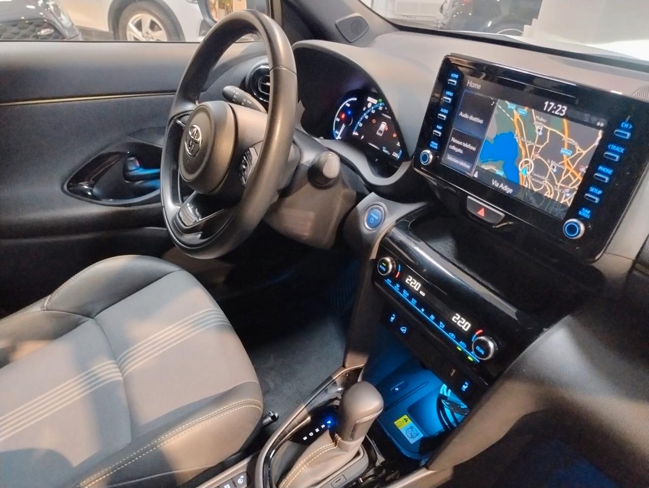 Toyota Yaris Cross 1.5 Hybrid 5p. E-CVT AWD-i Adventure