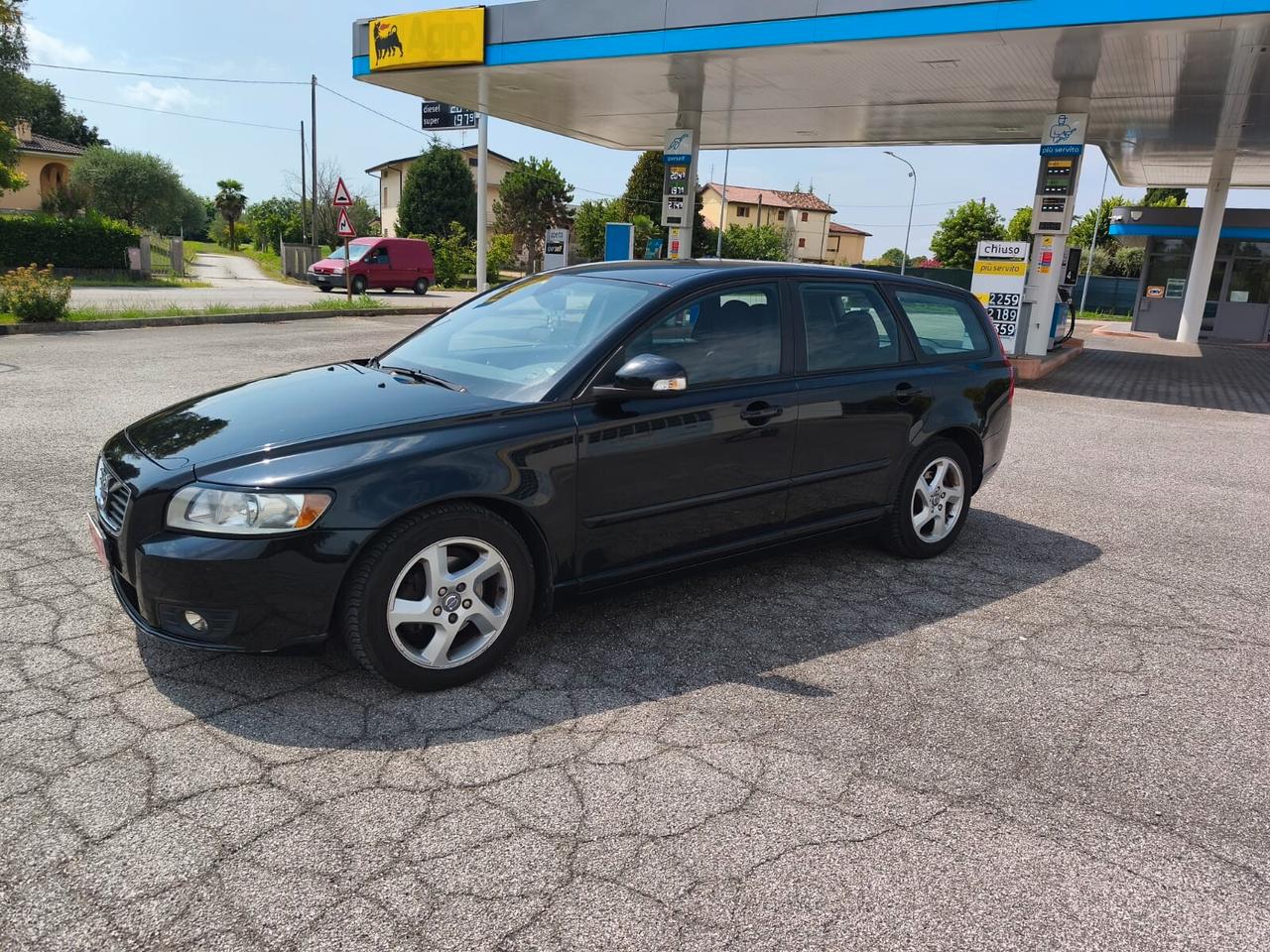 Volvo V50 D2 R-design Accetto Permute