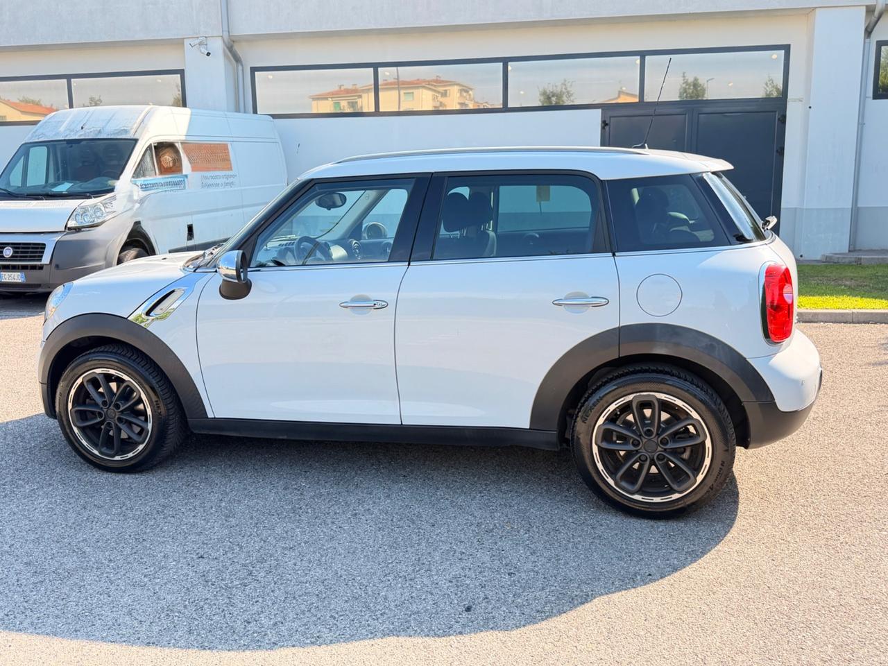 MINI COUNTYMAN 1.6D euro6 NEOPATENTATI GARANZIA