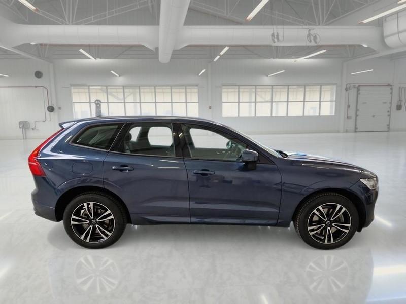 VOLVO XC60 B4 D AWD Geartronic Momentum