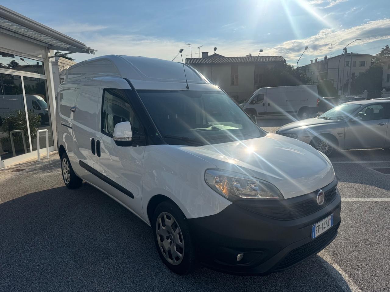Fiat Doblò 1.6 MJT 105CV PL-TA Maxi XL 3 posti NETTO