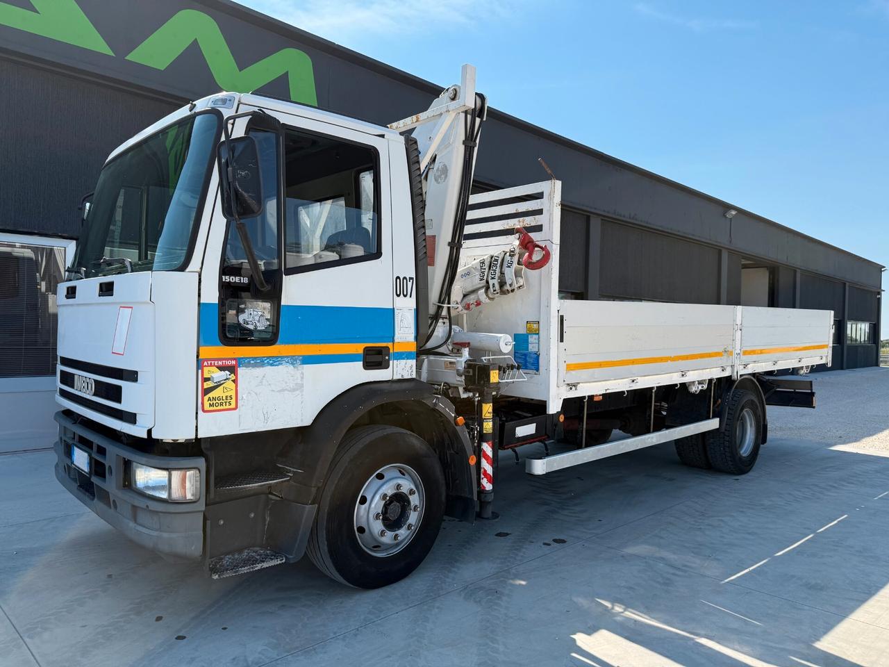 Iveco Eurocargo 150E18 cassone + gru SOLO EXPORT