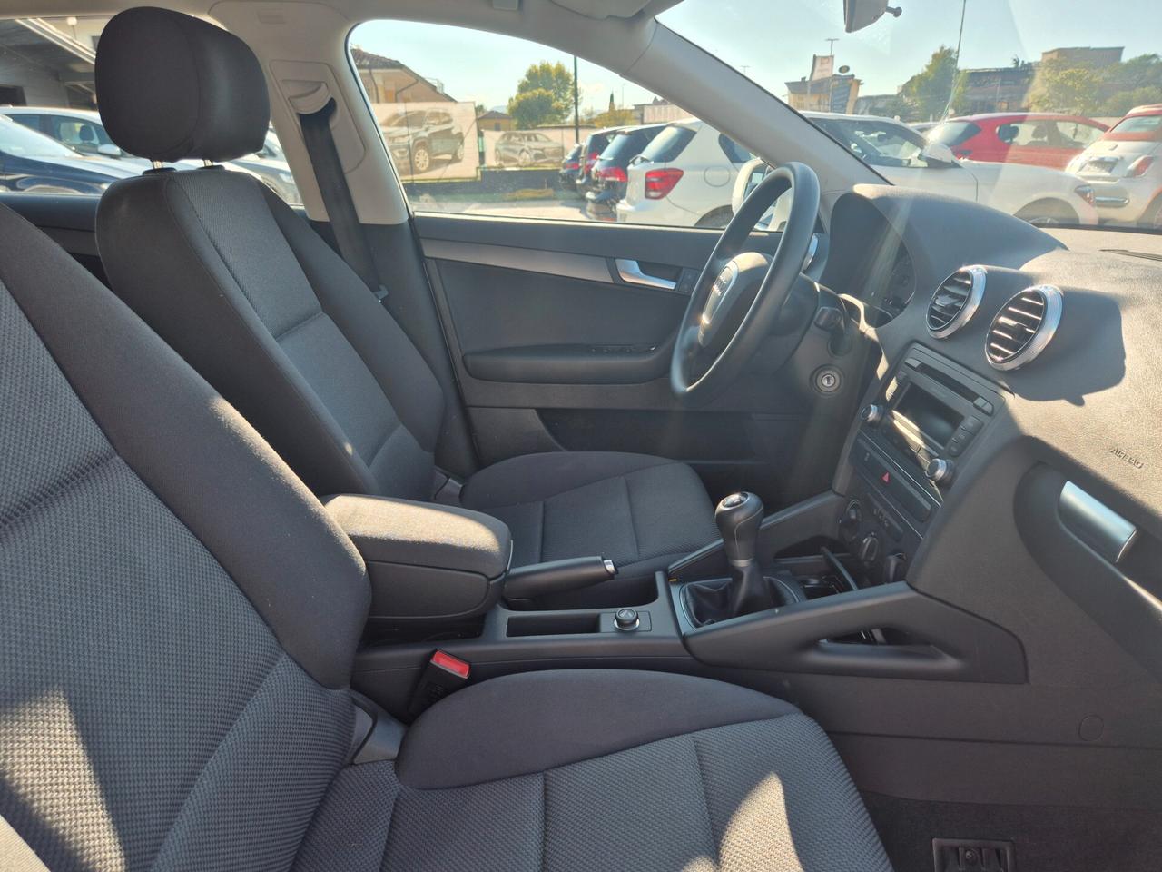 Audi A3 1.6 TDI 90 CV Attraction KM CERTIFICATI