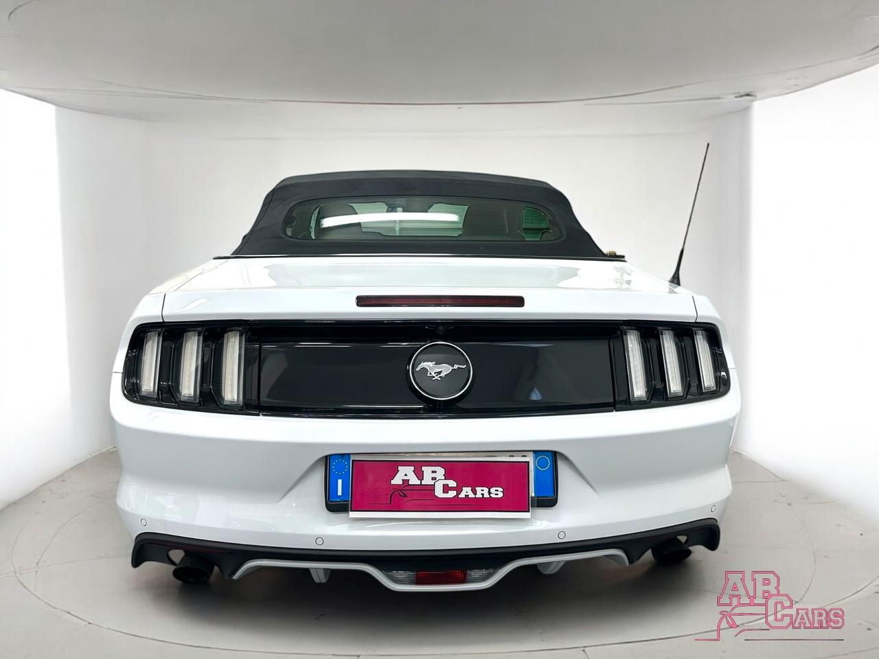 Ford Mustang 2.3 317cv Cabrio 4 posti