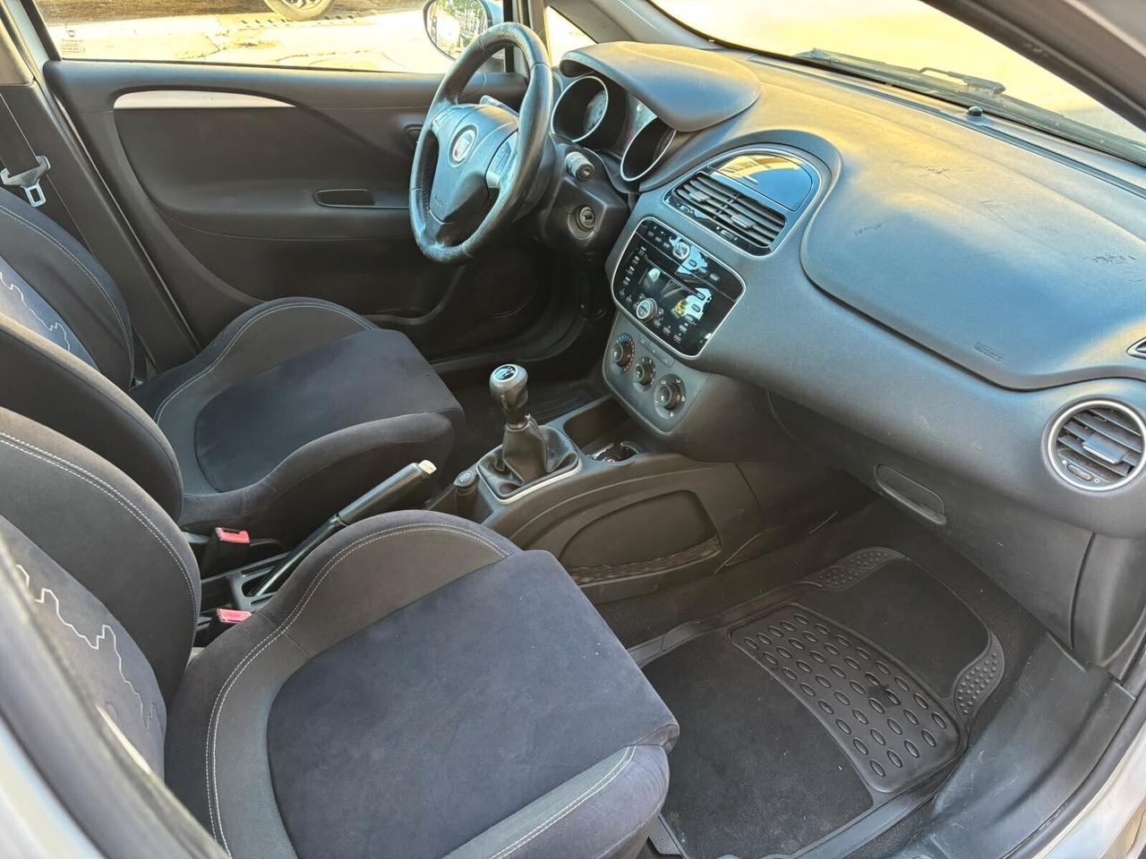 FIAT PUNTO 1.3 MJT 2014