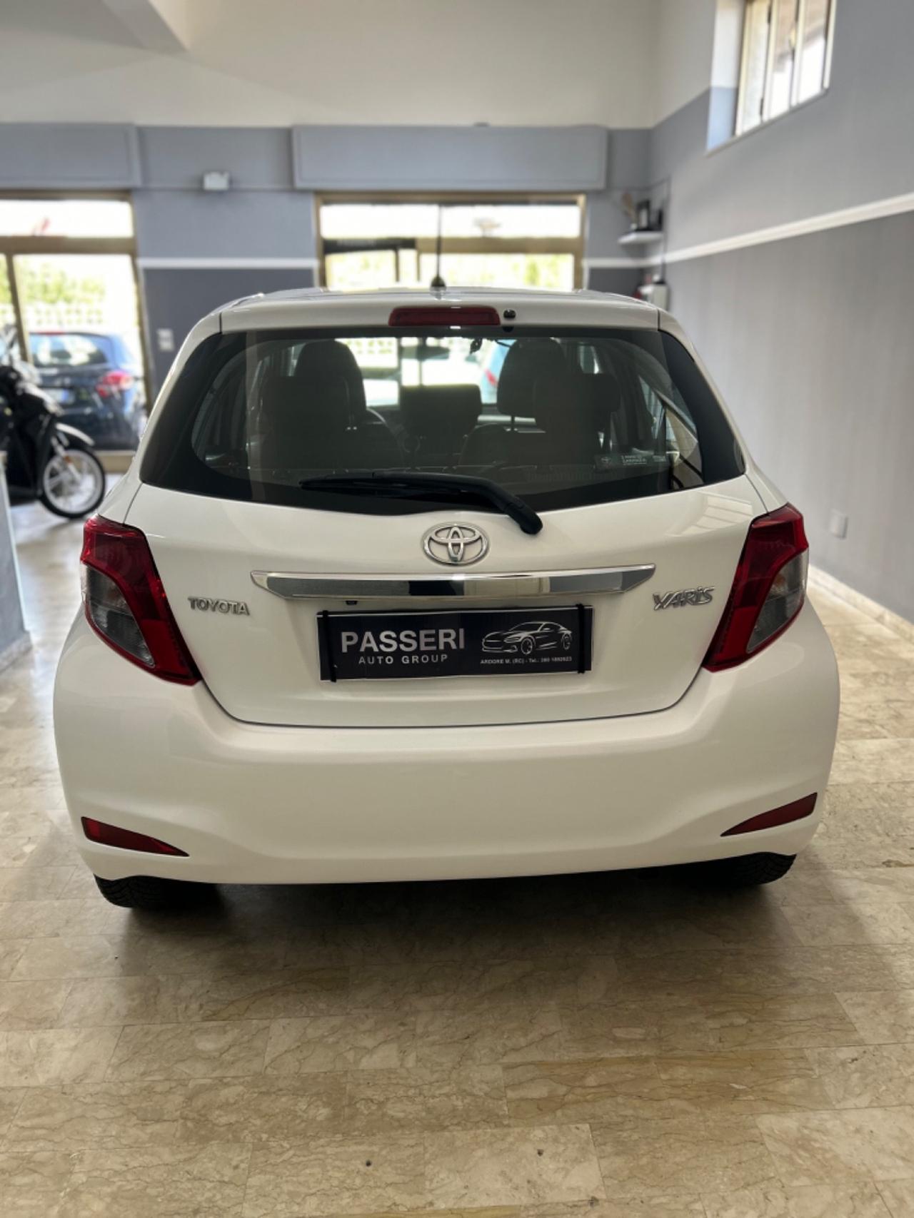 Toyota Yaris 1.4 D-4D 5 porte Lounge