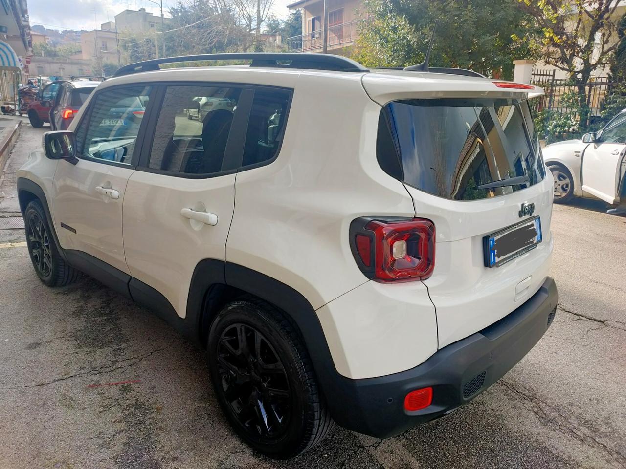 Jeep Renegade 1.6 Mjt 120 CV Limited Black line edition
