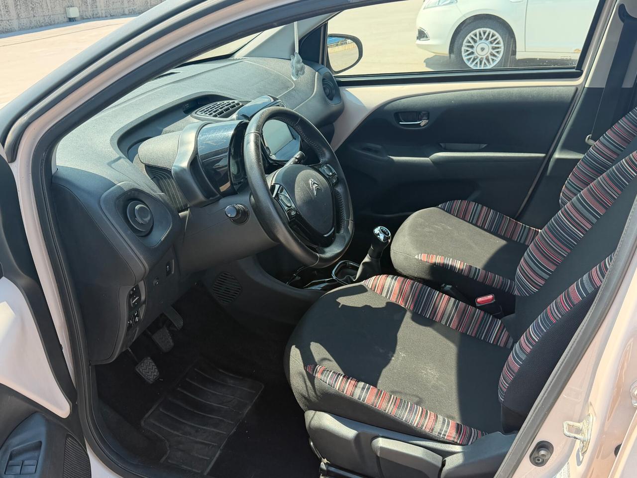 Citroen C1 VTi 72 S&S Shine NEOPATENTATI / PPE NUDE