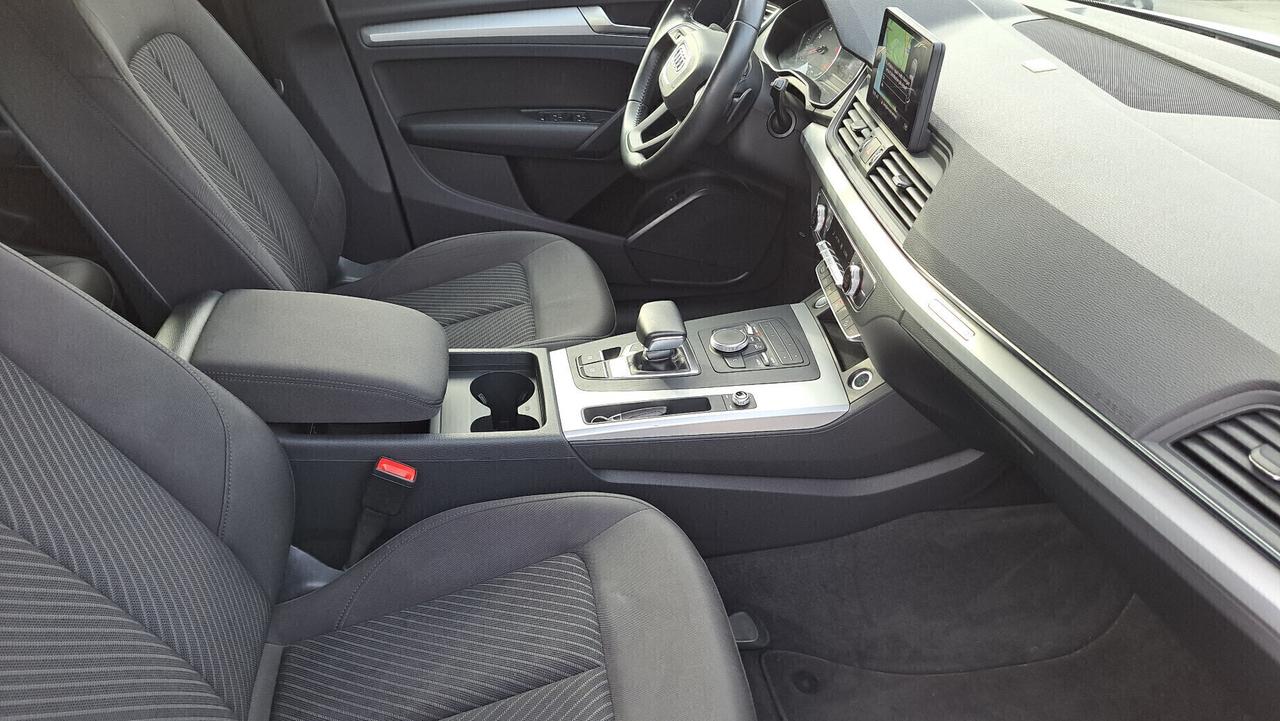 Audi Q5 TDI quattro 2.0 TDI S tronic 163cv