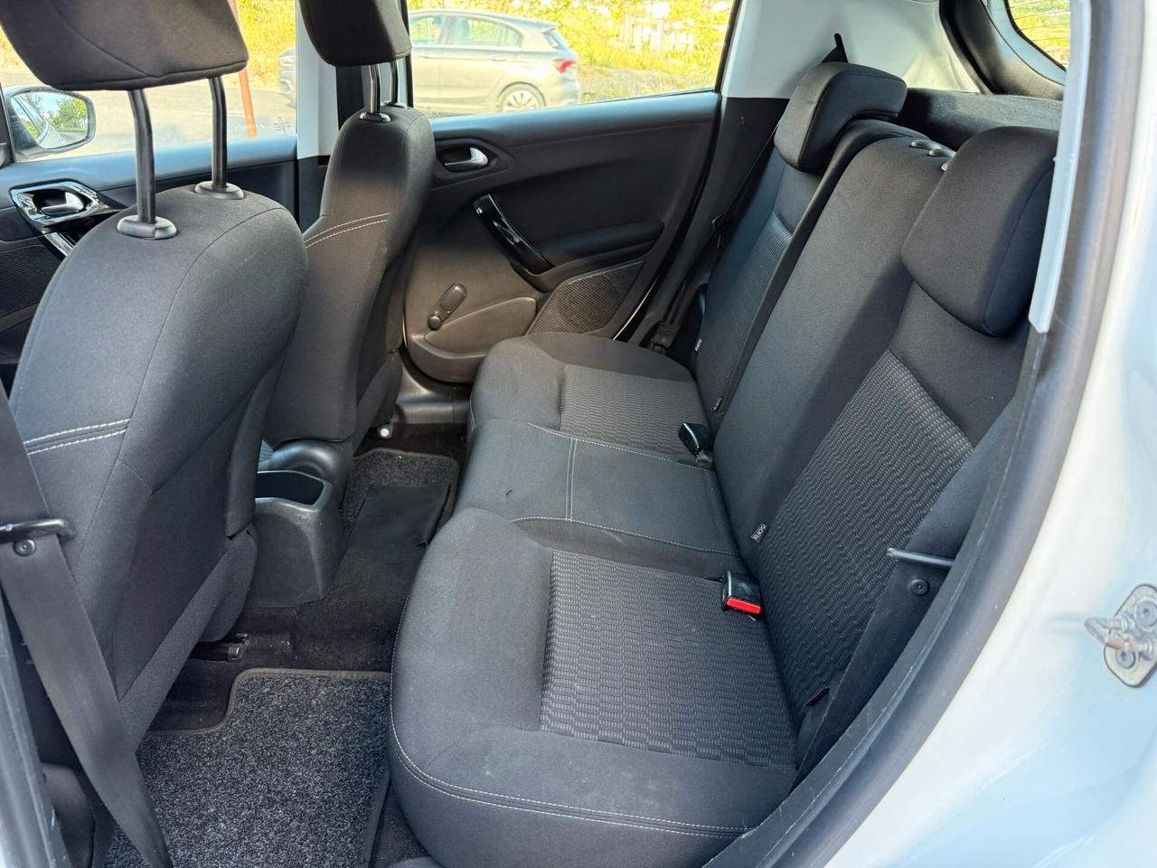 Peugeot 208 BlueHDi 100 Stop&Start 5 porte Active