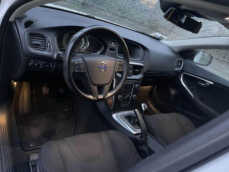 Volvo V40 Cross Country V40 Cross Country D2 Powershift Momentum