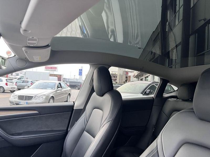 Tesla Model Y Model Y Long Range AWD dual motors