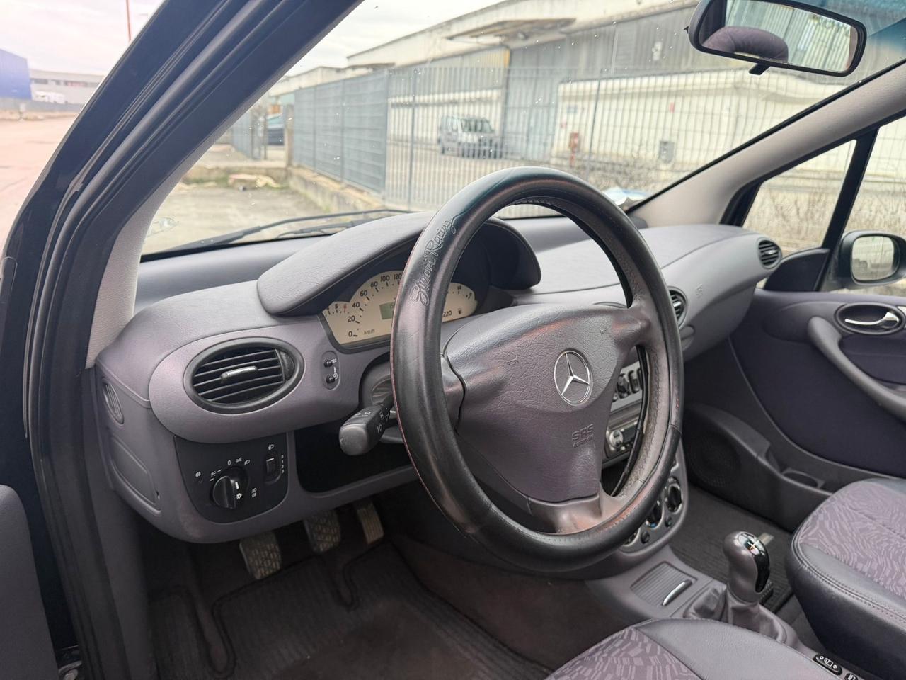 Mercedes-benz A 160 BlueEFFICIENCY 156000 km