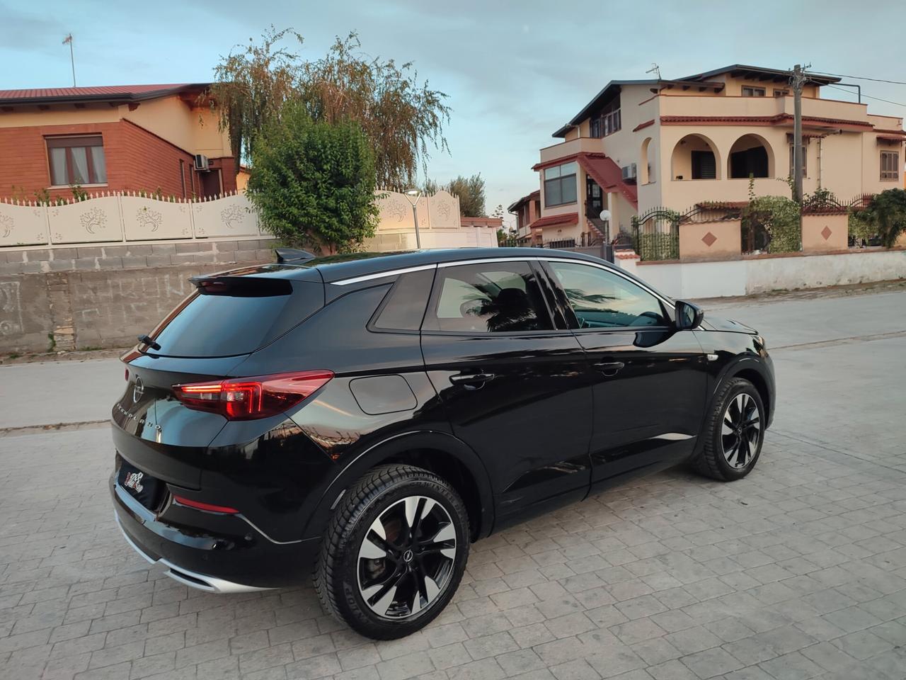 Opel Grandland X AUTOMATIK 1.5 D 130 CV TELECAMERA NAVIGATORE PELLE