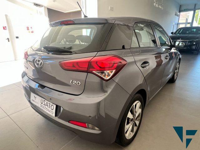 HYUNDAI i20 1.2 84 CV Comfort