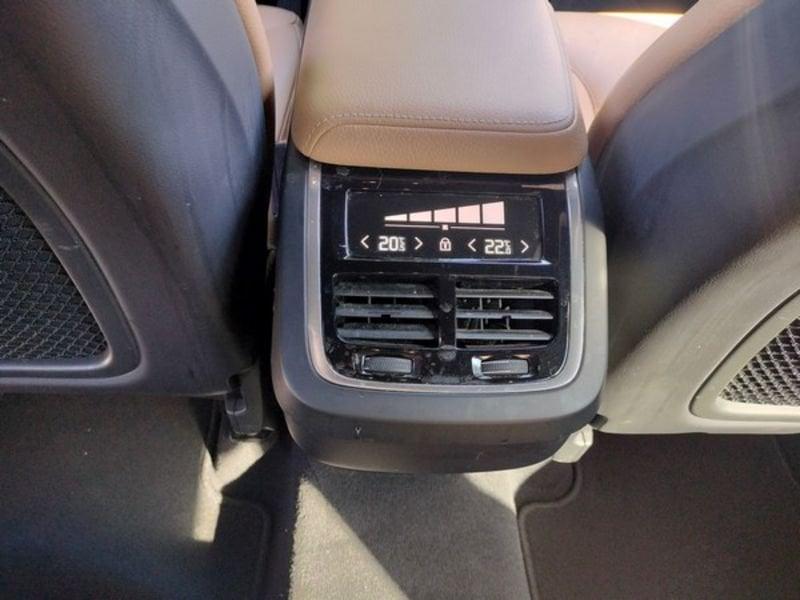 Volvo XC60 D5 AWD Geartronic Momentum