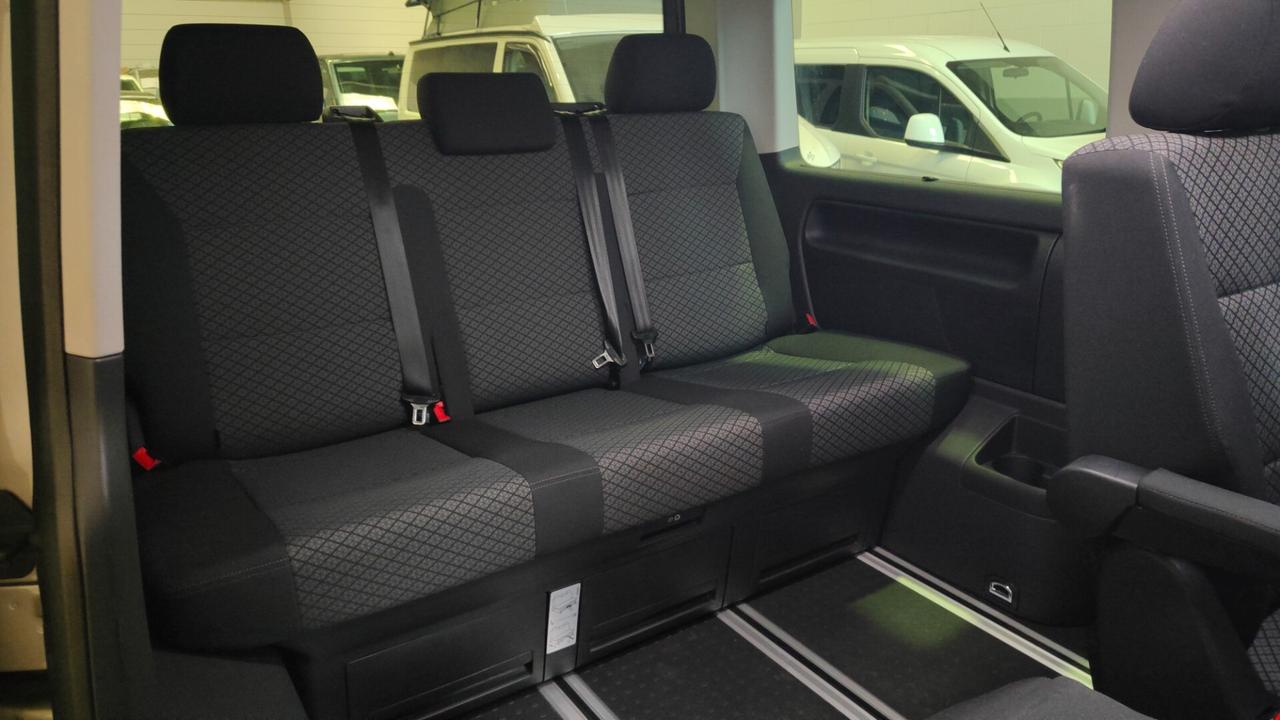 Volkswagen Multivan 2.0 TDI 150CV DSG Trendline