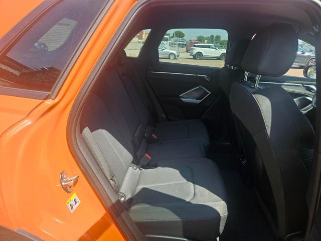 AUDI Q3 2.0 TDI 150 CV S tronic S line Edition