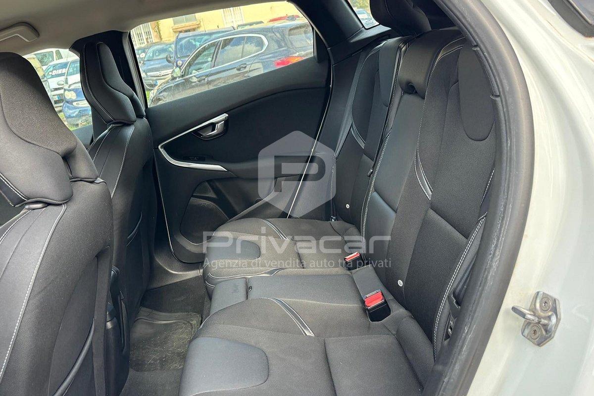 VOLVO V40 D2 Business