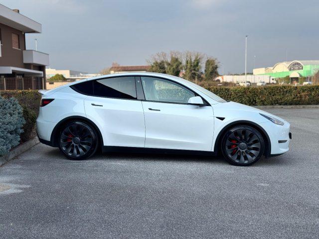 TESLA Model Y PERFORMANCE DUAL MOTOR AWD *UNIPROP*