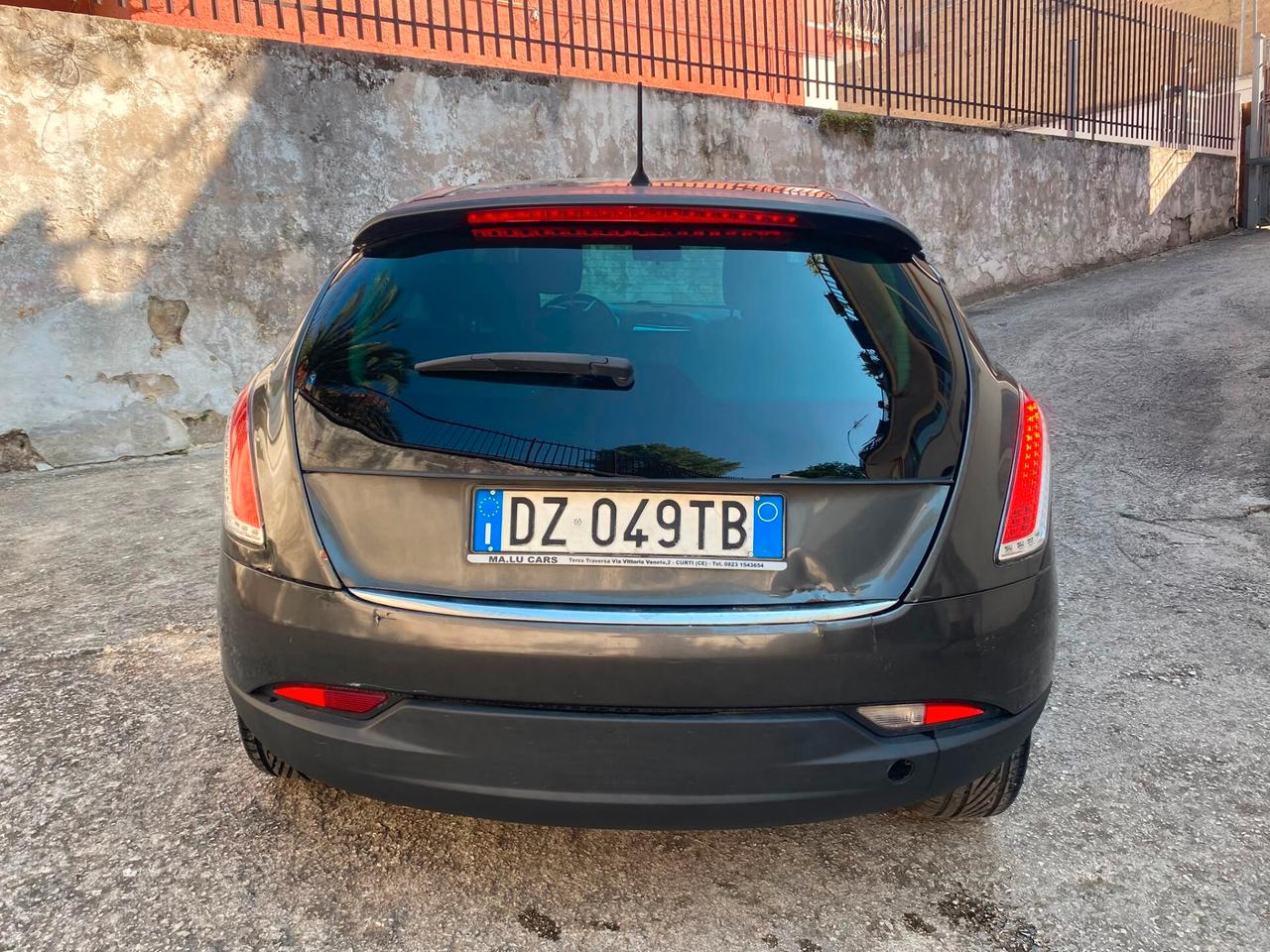 Lancia Delta 1.6cc diesel(PRIVATO)-2009
