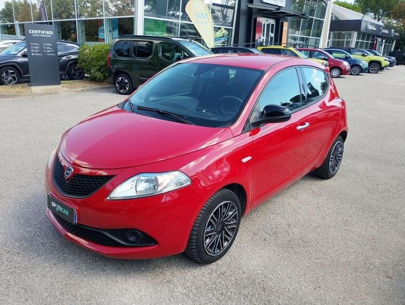 Lancia Ypsilon 1.2 69cv Start& Stop Gold