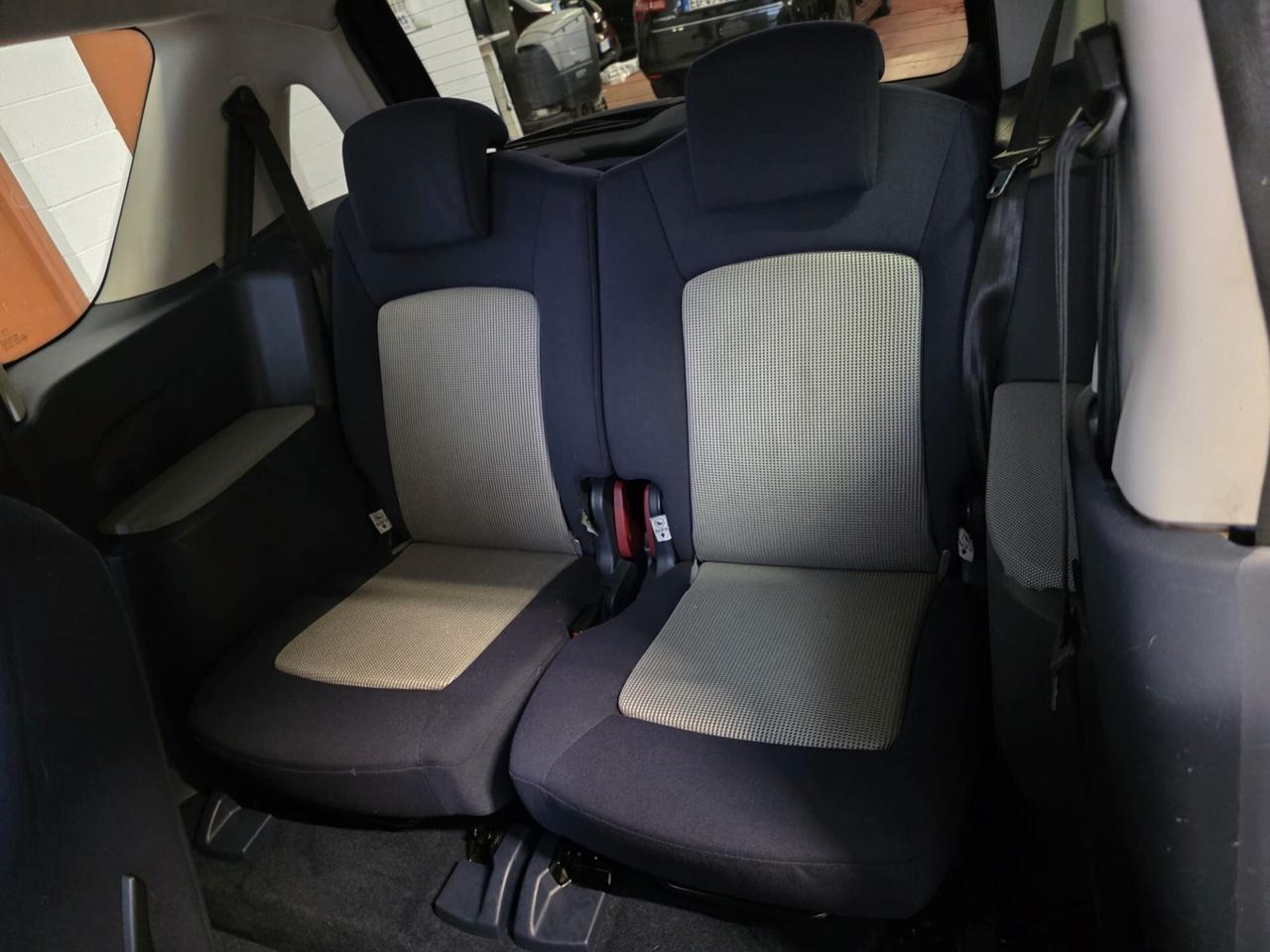 Peugeot 1007 1.6 Sporty 2Tronic allestimento e ausili di guida per disabili 94.800 KM