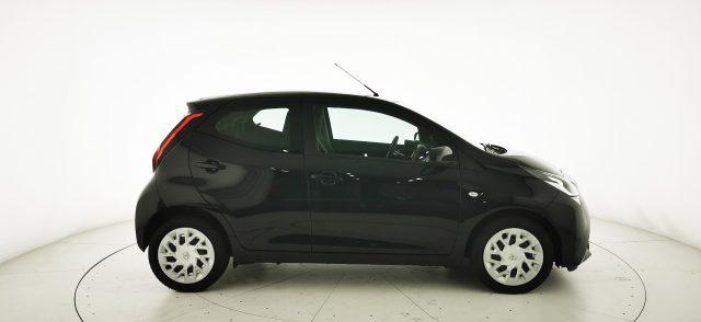 TOYOTA Aygo Connect 1.0 VVT-i 72CV x-business CAMBIO AUTOM.