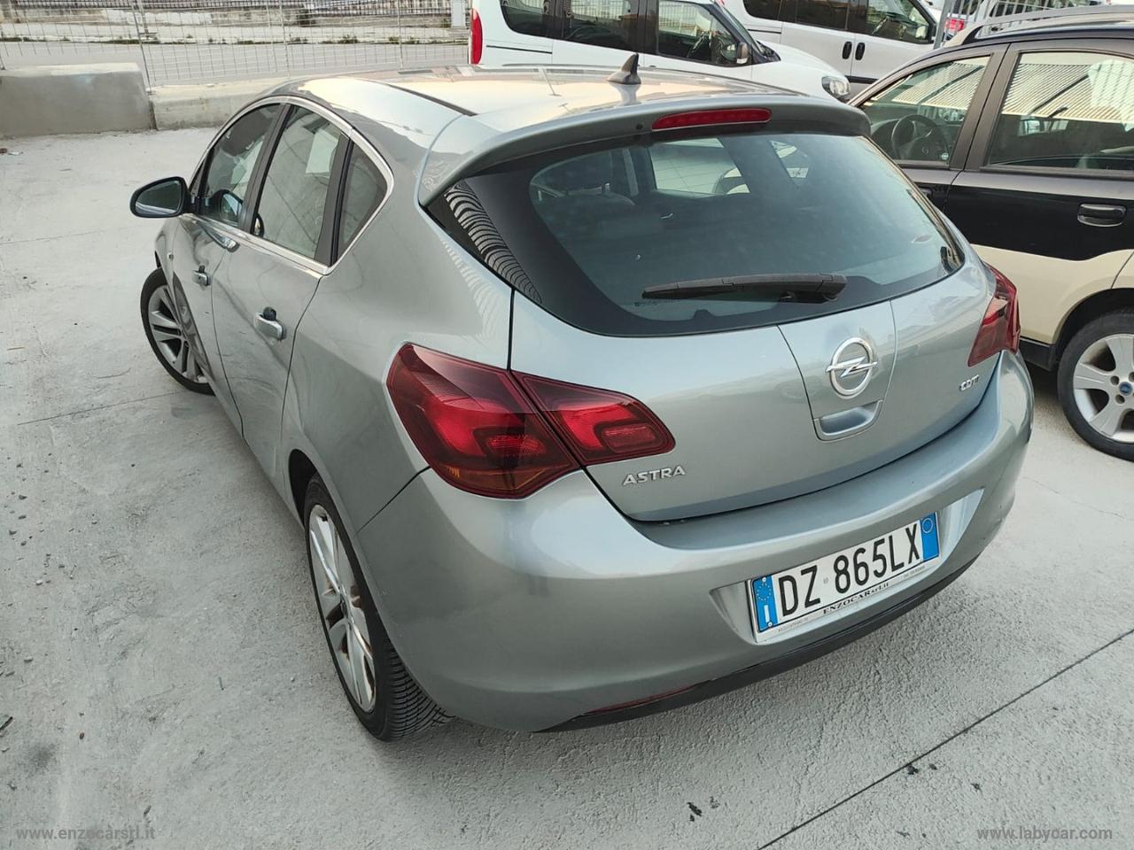 OPEL Astra 1.7 CDTI 110 CV 5p. Cosmo UNIPROPRIETARIO