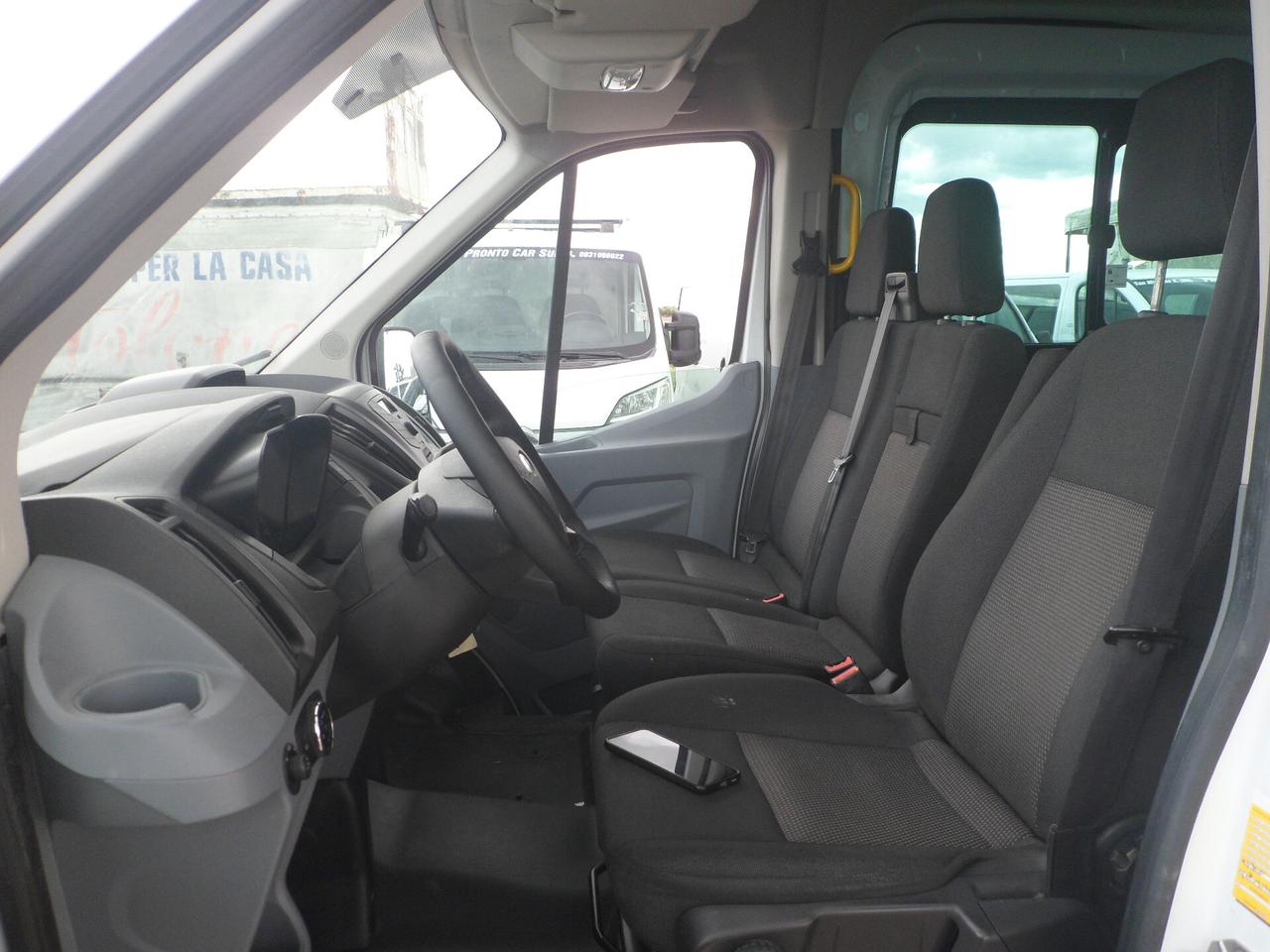 Ford Transit 6 posti maxi autocarro