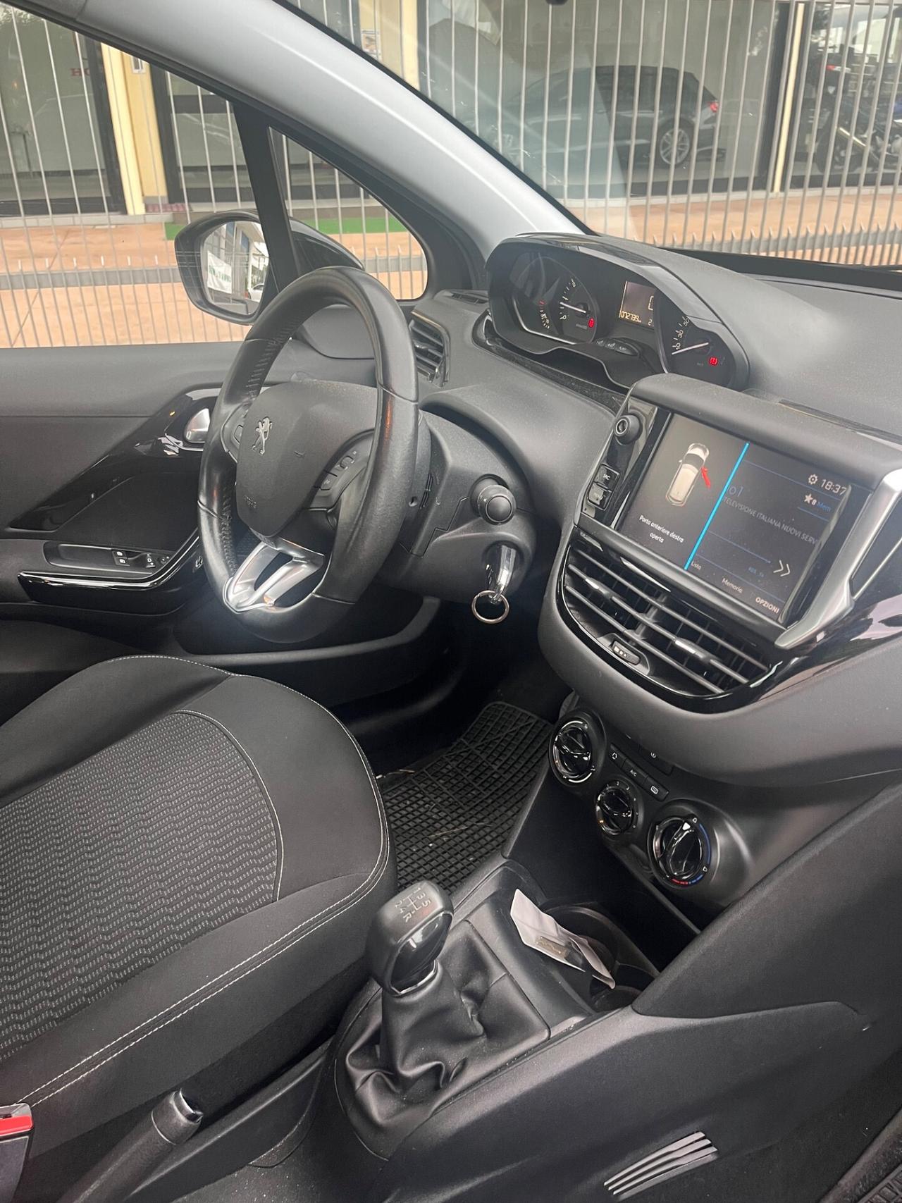 Peugeot 208 PureTech 82 3 porte Active