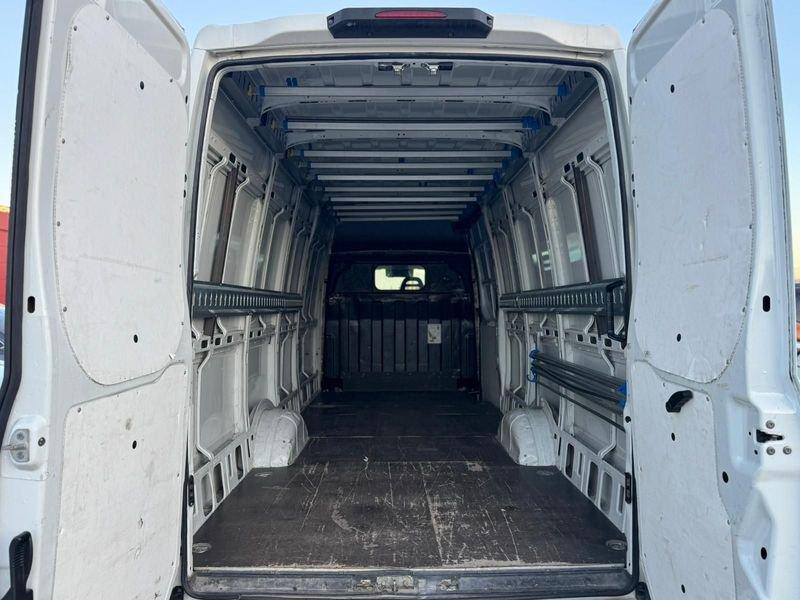 Iveco Daily Daily 35S16V 2.3 HPT PLM-TM Furgone GRAN VOLUME PREZZO + IVA
