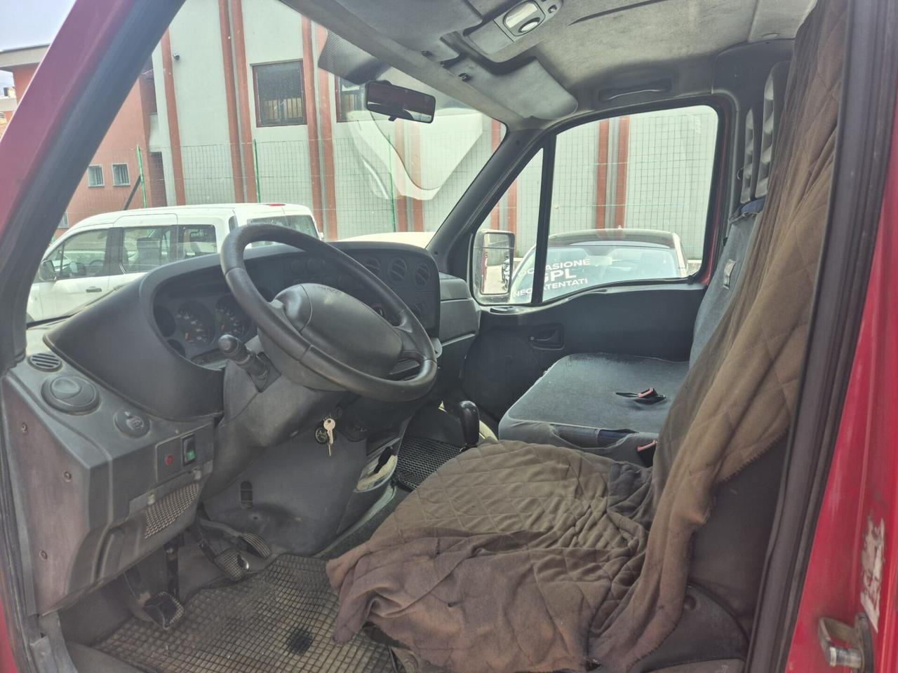 Iveco Daily RIBALTABILE TRILATERALE - CABINA DOPPI