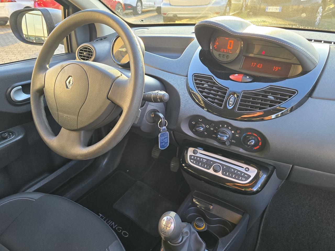 Renault Twingo 1.2 b. |NEOPATENTATI
