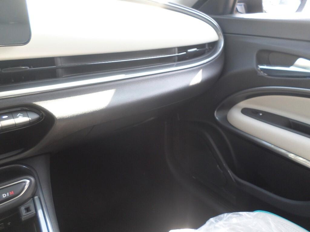Fiat 600 Hybrid 110 CV DCT MHEV La Prima
