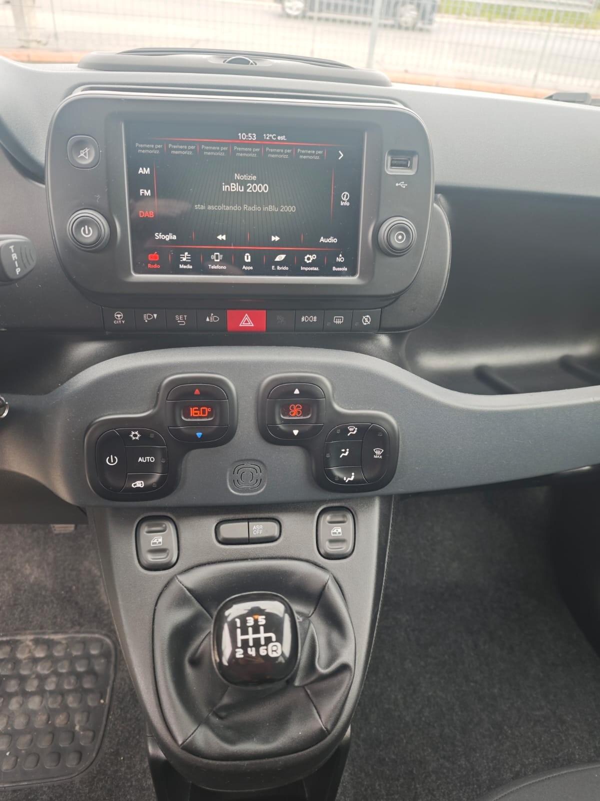 Fiat Panda 1.0 FireFly S&S Hybrid City Cross