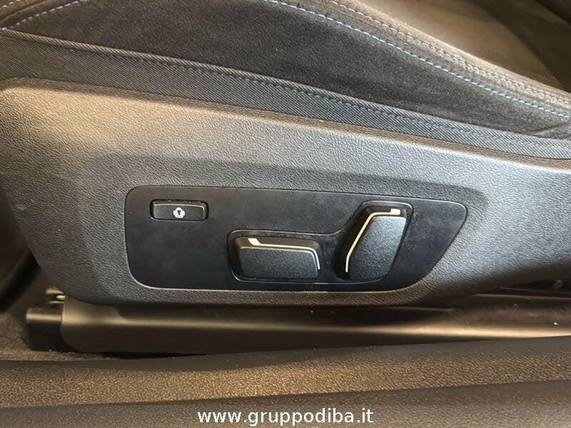 BMW Serie 4 G22 LCI 2024 Coupe 420d Coupe mhev 48V xdrive MSport auto